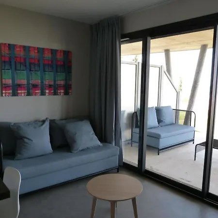 En Bord De Mer, 2 Chambres, Piscine, Parking, Animaux Admis - Fr-1-194-231 Apartment