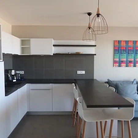 Apartment En Bord De Mer, 2 Chambres, Piscine, Parking, Animaux Admis - Fr-1-194-231 La Tranche-sur-Mer