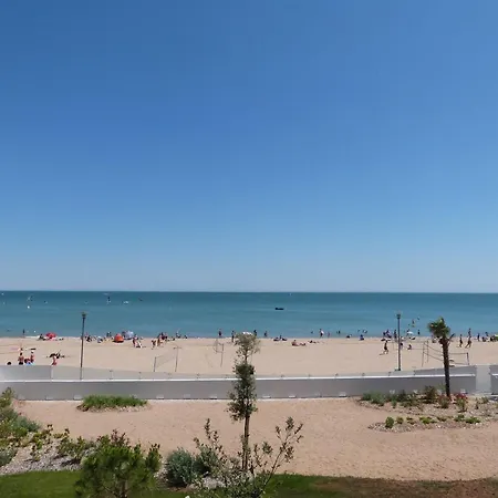 En Bord De Mer, 2 Chambres, Piscine, Parking, Animaux Admis - Fr-1-194-231 Apartment *
