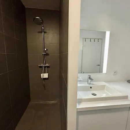 דירה En Bord De Mer, 2 Chambres, Piscine, Parking, Animaux Admis - Fr-1-194-231 *