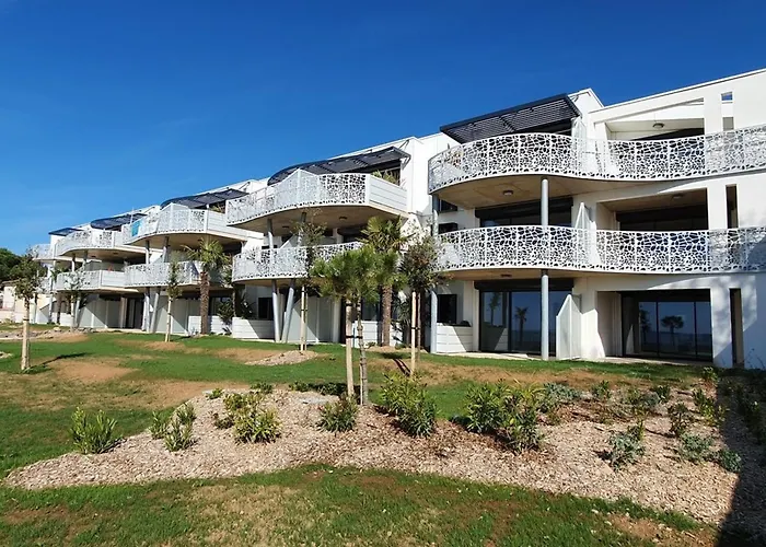 Appartement En Bord De Mer, 2 Chambres, Piscine, Parking, Animaux Admis - Fr-1-194-231 La Tranche-sur-Mer